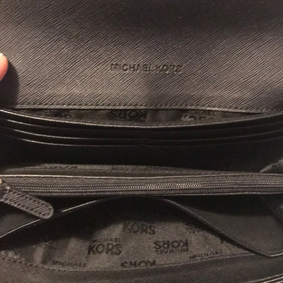 Michael kors Fulton Wallet - Picture 7 of 8